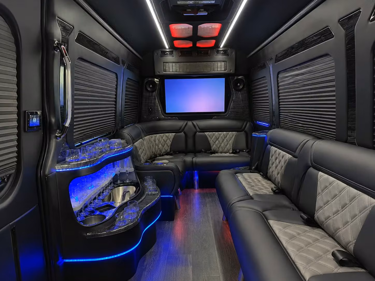 charterbusrentalcarync com connects you with field trip bus rentals for cary area private schools charter schools and homeschool co ops