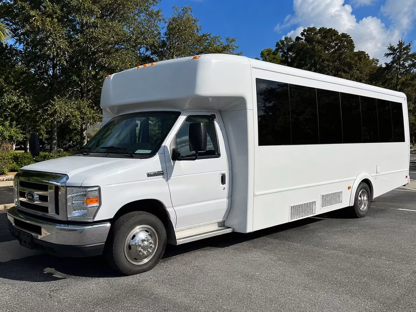 party buses for cary prom groups that want to arrive in style